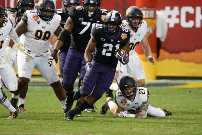 Emari Demercado rushes against Cal in the 2018 Cheez-It Bowl.